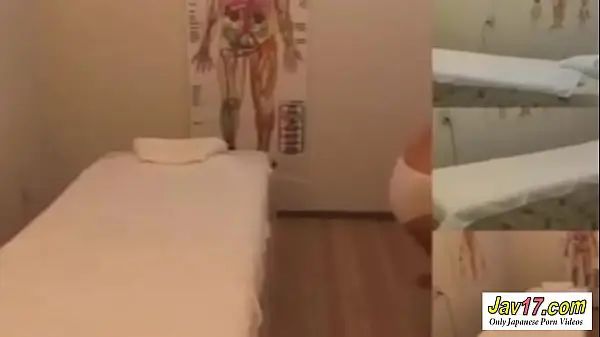 Blonde Massage Japanese