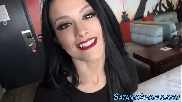 Gothic Ho Gets Creampied