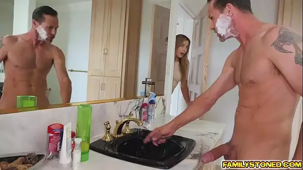 Blair Williams Heated On The Bathroom With Her Stepdad