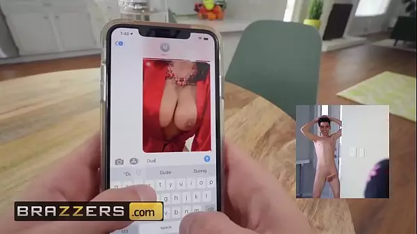 Got Boobs - (Alexis Fawx, Tyler Nixon) - Bet You Cant Touch Her Boobs - Brazzers