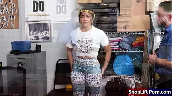 Store Officer Fucking A Latina Costumer