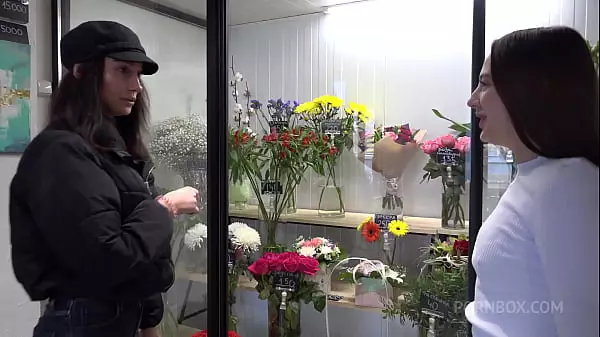 Worker Of Flower Shop Enticed Into Threeway With Hot Couple