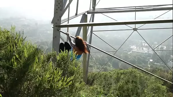 Felicity Feline Ass And Climbing Towers In Los Angeles