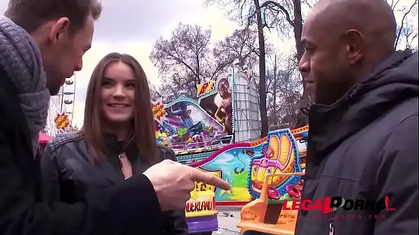 Evelina Darling Picked Up In Amusement Park & Assfucked 3On1 Sz1283