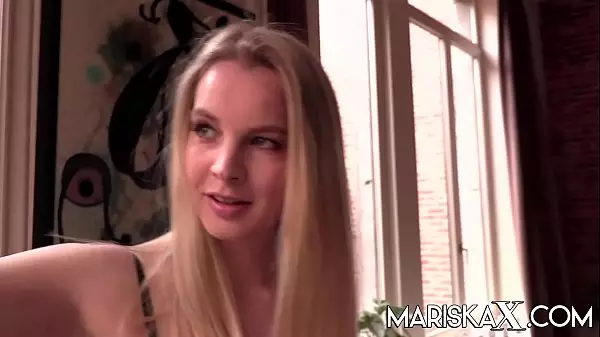 Mariskax Rose Delight Bangs Her Pervert Neighbor