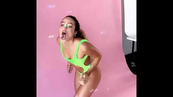 Sommer Ray Big Booty