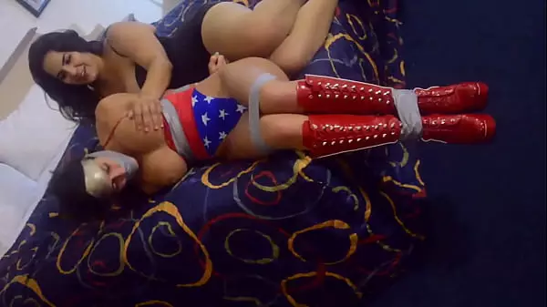 Wonder Woman Bondage Porn