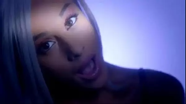 Sexy Ariana Grande Porn