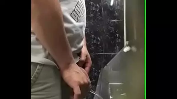 Gay Pissing Men