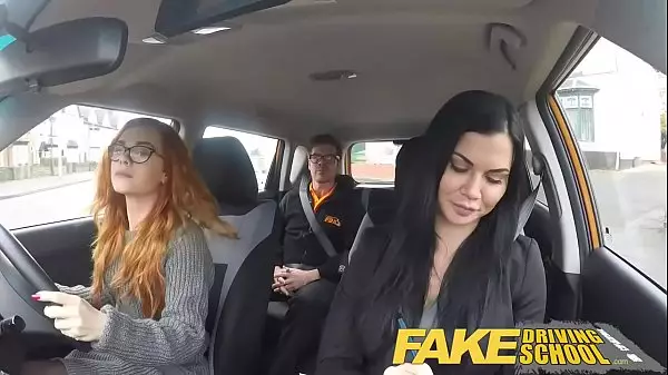 Faketaxi Victoria And Jasmine