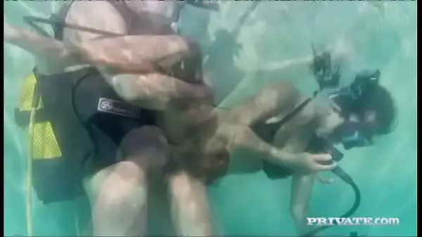 Nude Men Diving