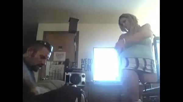 Wife Flashes Husbands Friends