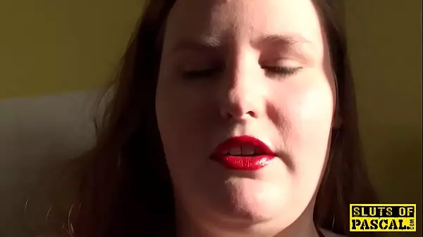 Bbw Fingers Herself