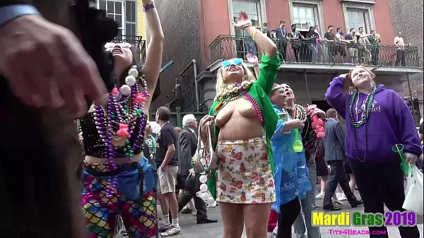 Mardi Gras Boobs