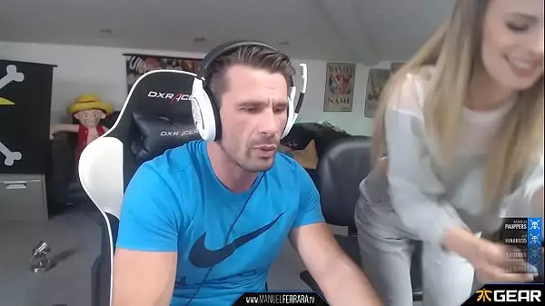 Twitch Streamer Masterbates