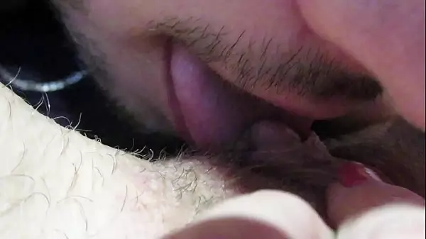 Eating A Clit