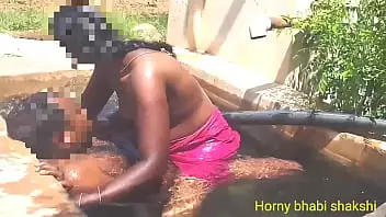 Aunty Bathing Porn