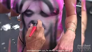 Body Paint Twerk