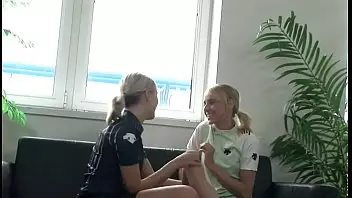 Teen Lesbian Dildo