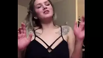 Big Tits Bigo