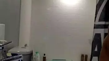 Mia Khalifa Bailando