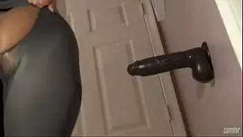 Girl Masturbating In Yoga Pants