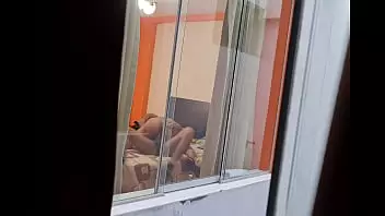 Selingkuh Dengan Teman Suami