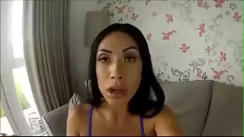 Giantess Loryelle